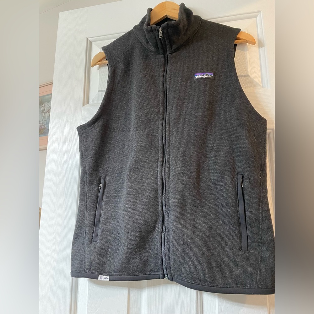 Black Patagonia Vest - Medium. Excellent condition!